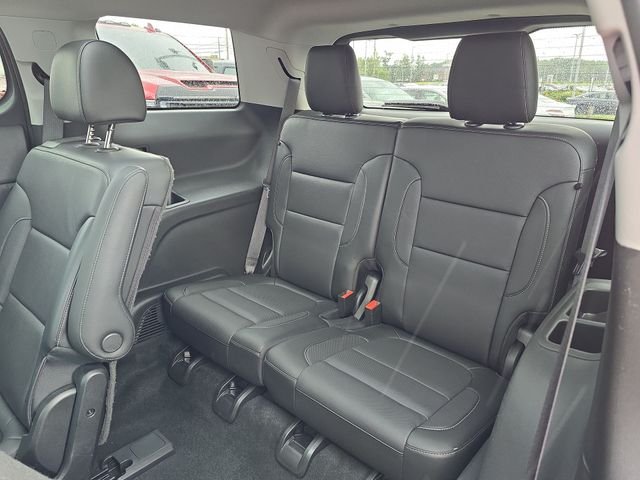 Used 2020 Silver GMC SLT image 24