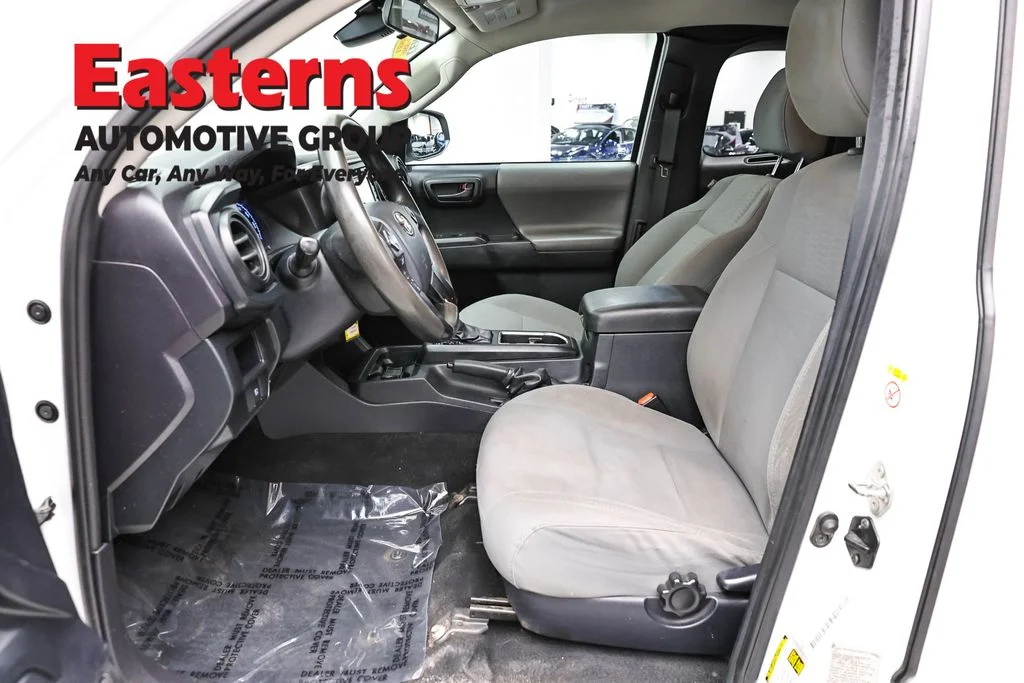 Used 2019 White Toyota SR image 13