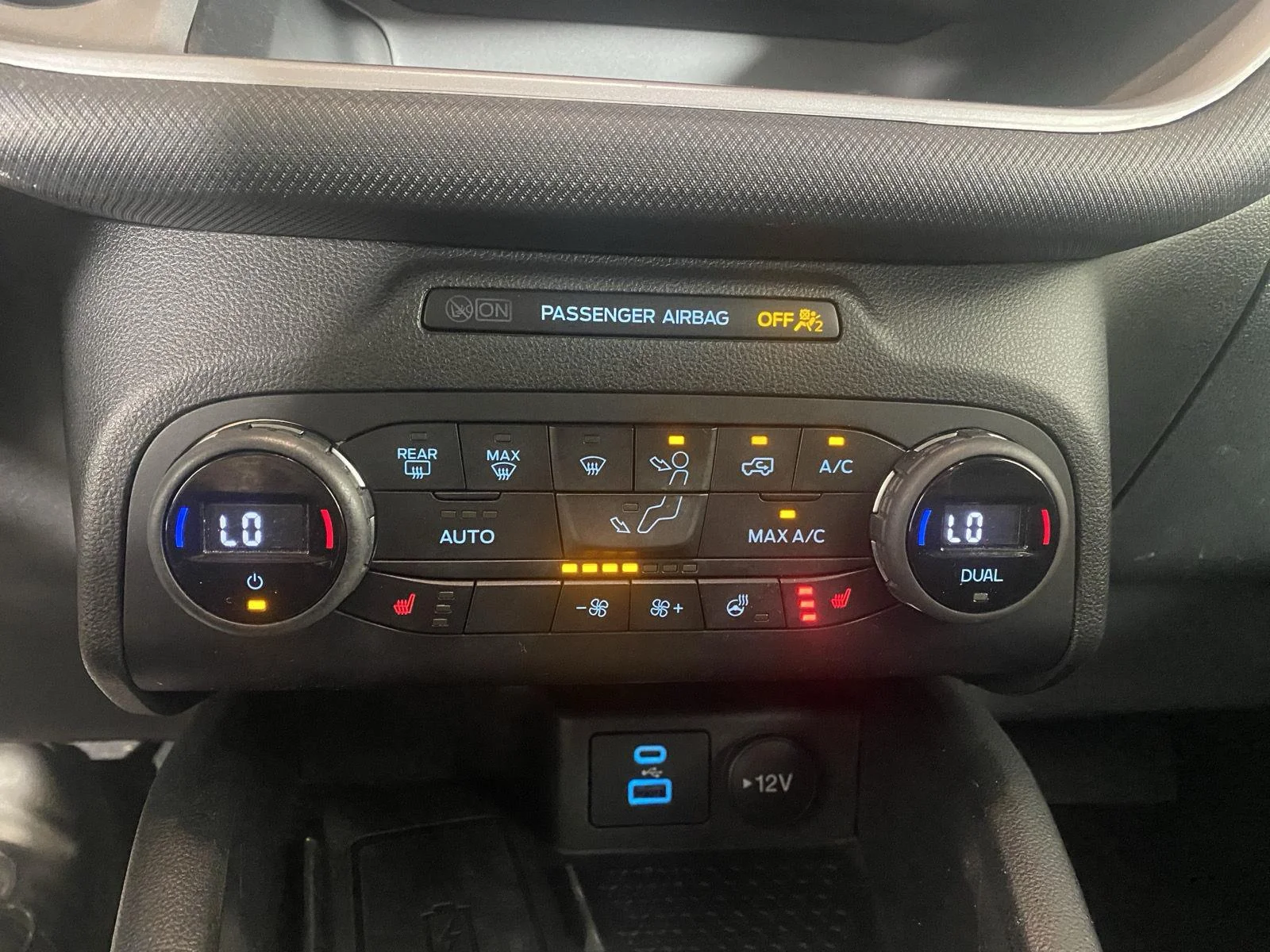 Used 2021 Shadow Black Ford Outer Banks image 12