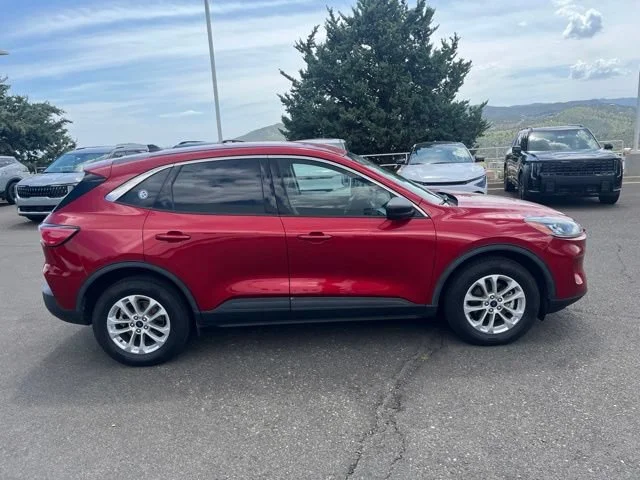 Used 2022 Red Metallic Ford SE Hybrid image 6