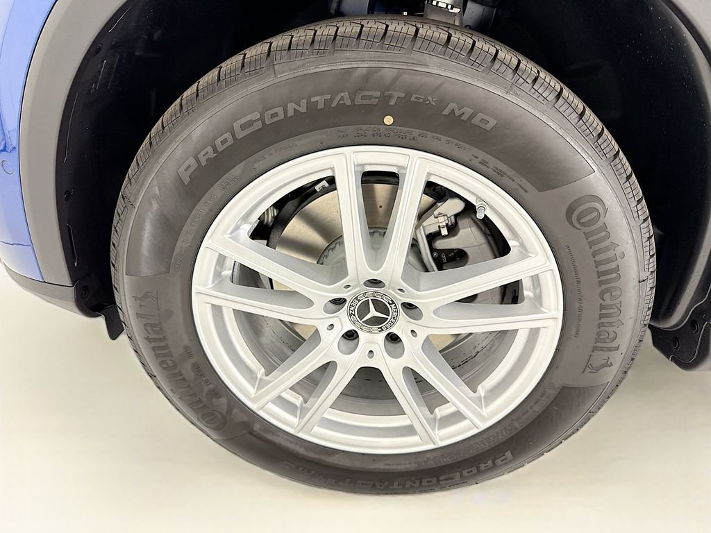 New 2026 Starling Blue Metallic Mercedes-Benz GLC 300 image 29