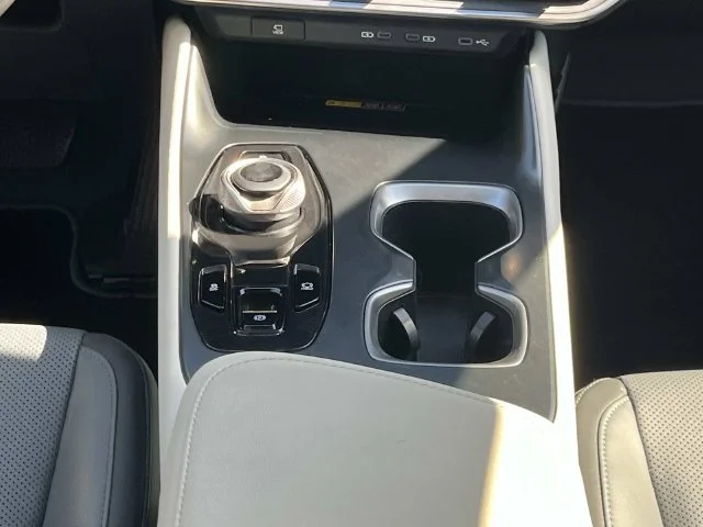 Certified Used 2023 BK/ETHER ME. Lexus 450e Premium image 17