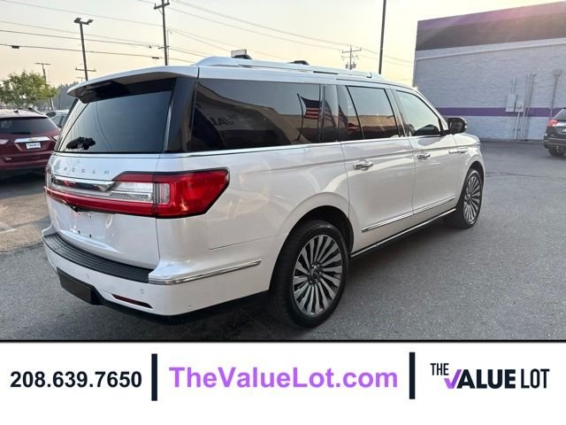 Used 2018 White Lincoln Reserve image 4