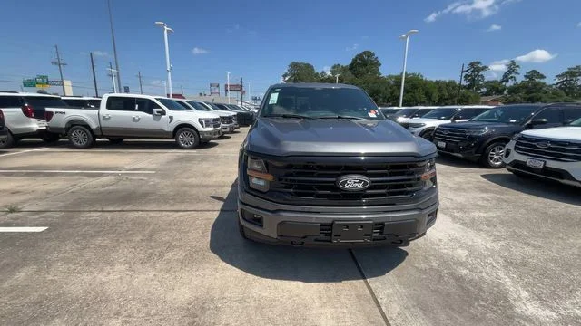 New 2026 Carbonized Gray Metallic Ford XLT image 3