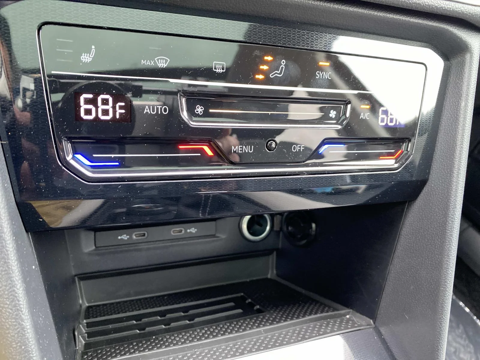 2026 Volkswagen Taos SE - Photo 12