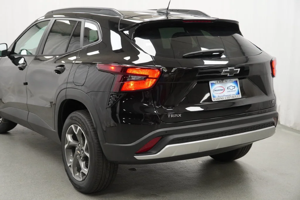 New 2026 Mosaic Black Metallic Chevrolet LT image 37