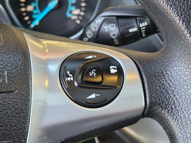 Used 2016 Orange Ford SE image 16