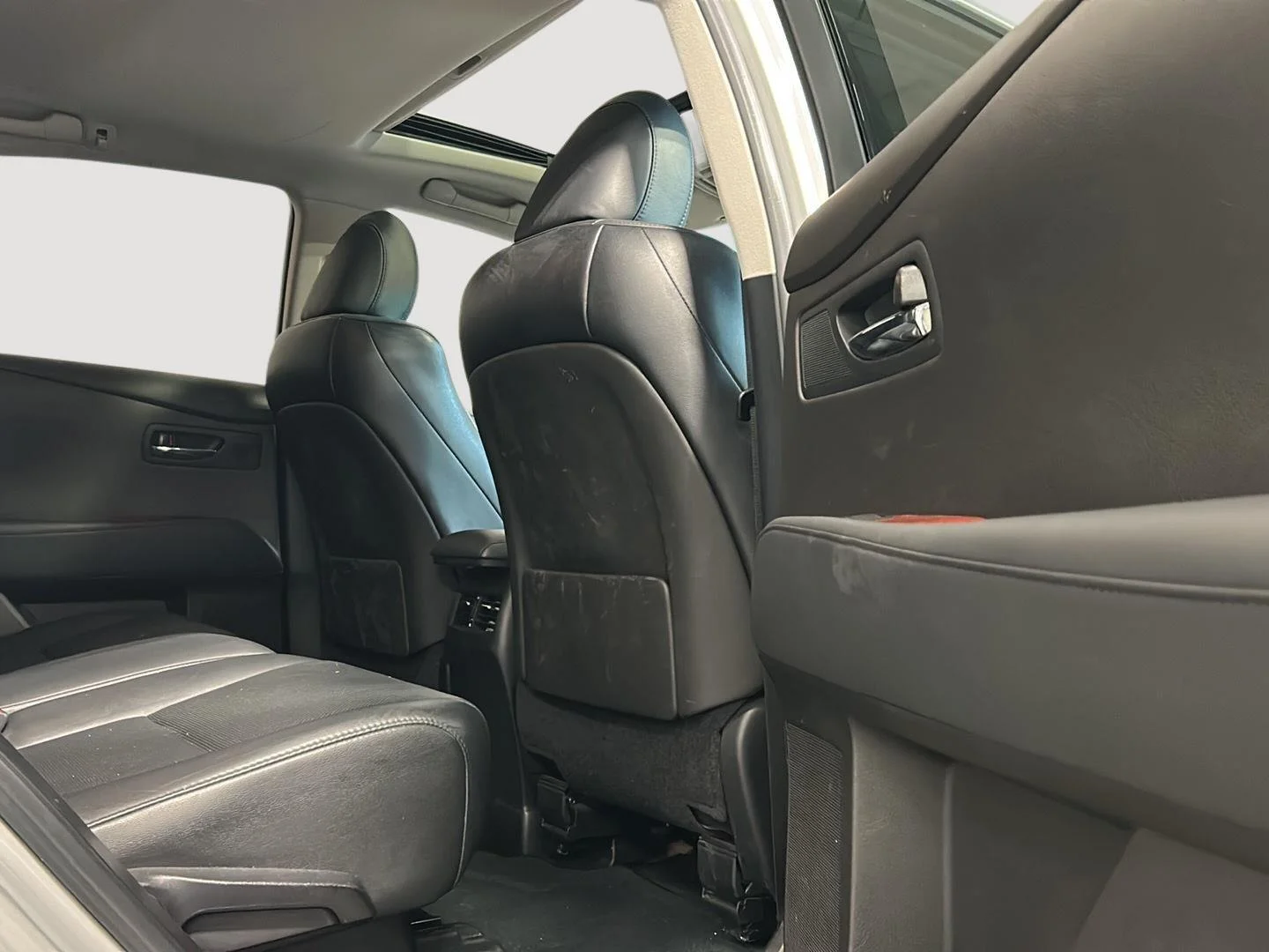 Used 2012 Tungsten Pearl Lexus Base image 4