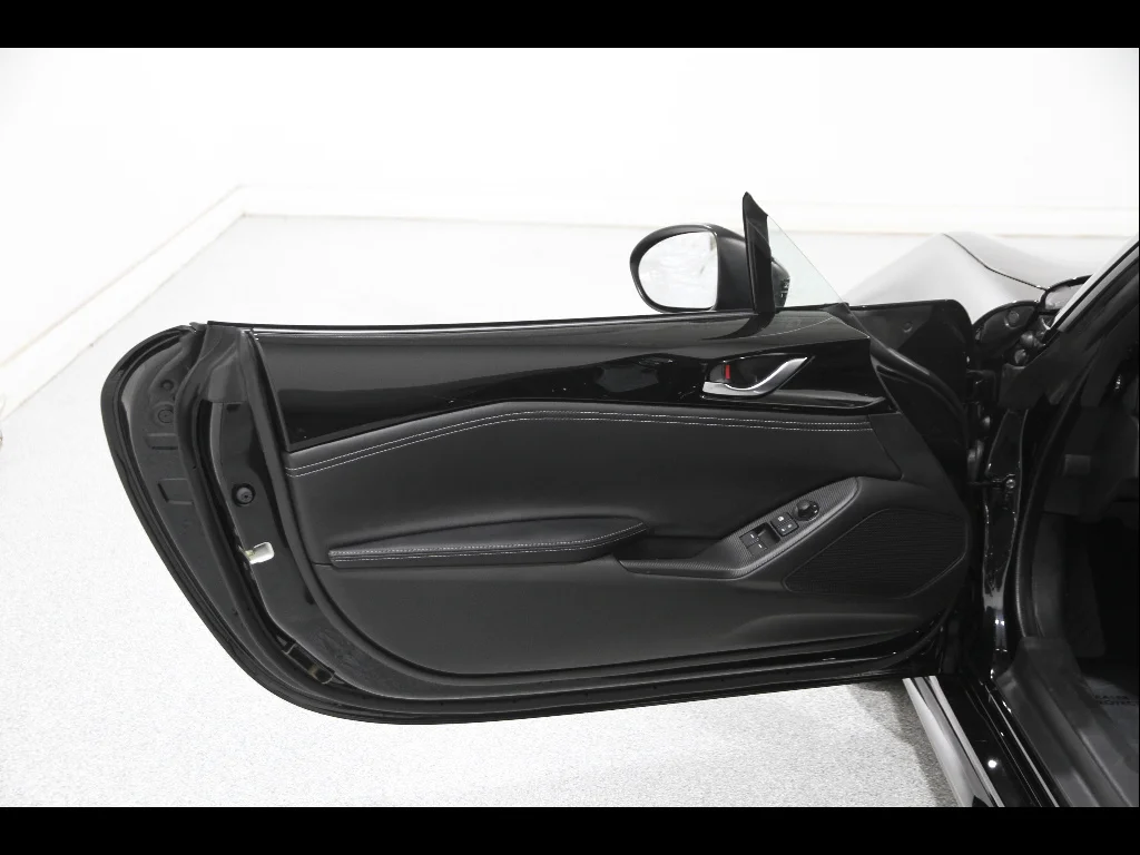 Certified Used 2024 Jet Black Mica Mazda Club image 5