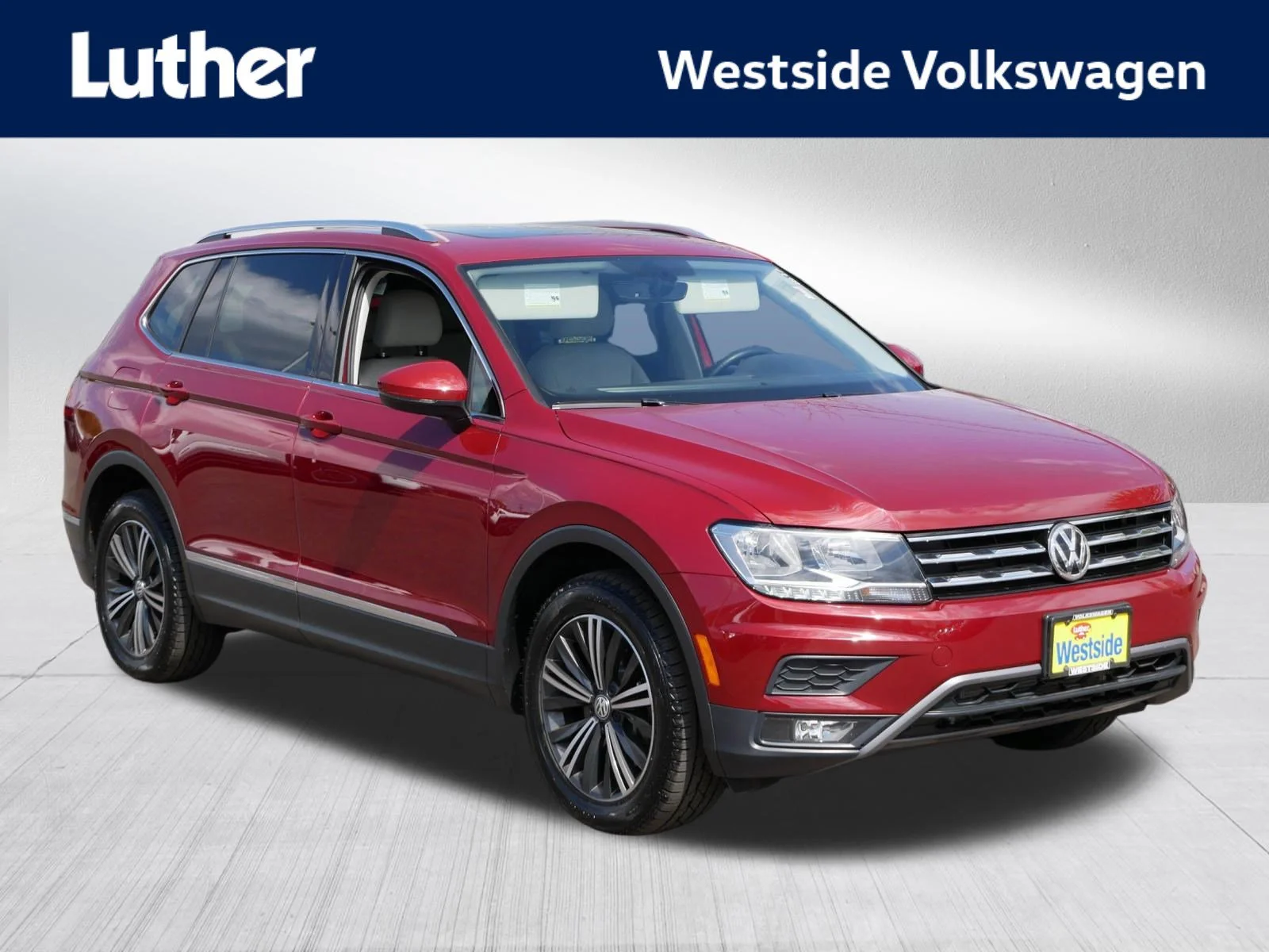 2018 Volkswagen Tiguan 2.0T SEL 4Motion's photo