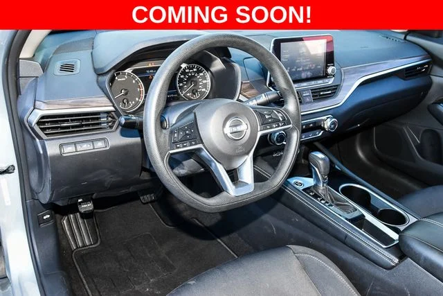 Used 2023 Silver Nissan 2.5 SV image 15