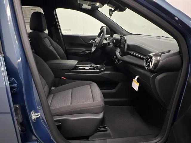 2027 Chevrolet Equinox LT - Photo 28