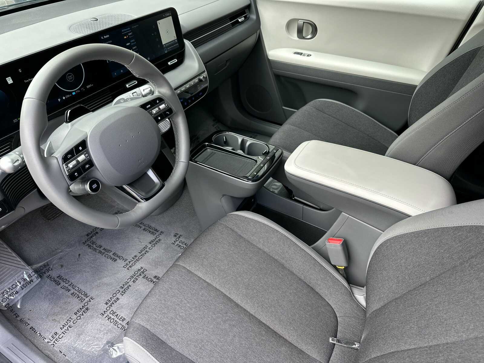 Used 2025 Teal Hyundai SE 4D Sport Utility image 10