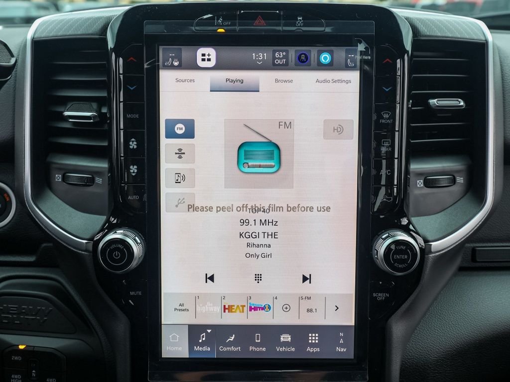 New 2026 Ceramic Gray Clear-Coat Exterior Paint RAM Big Horn Night Edition image 27