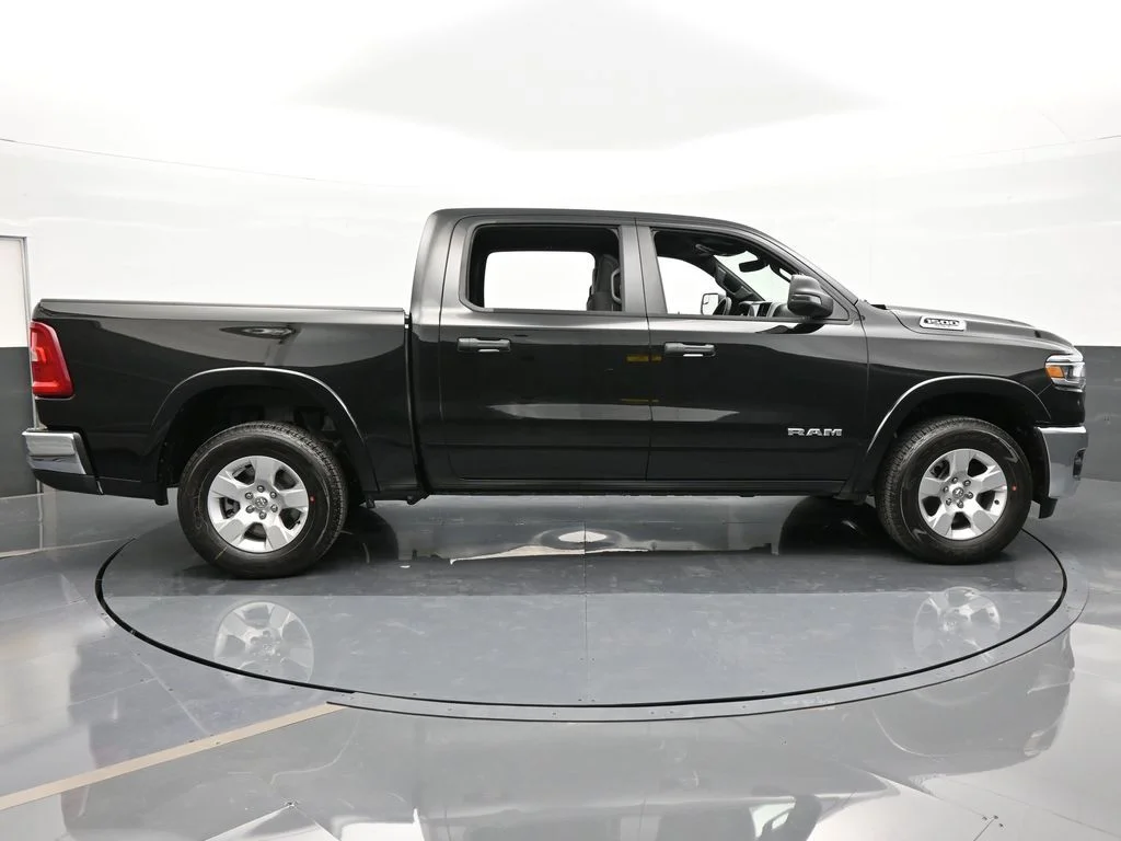 Used 2025 Diamond Black Crystal Pearlcoat Ram Big Horn/Lone Star image 7
