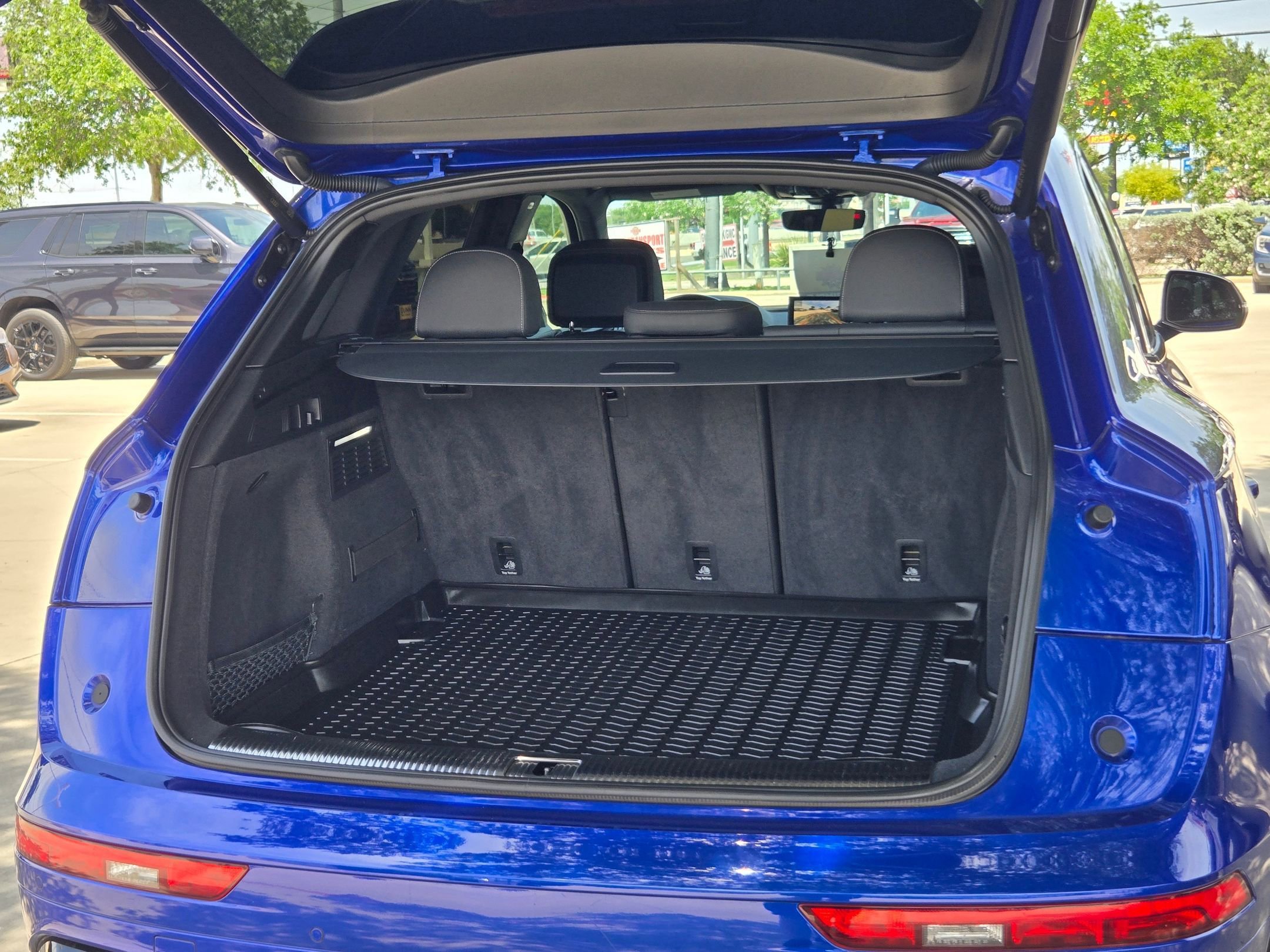 2022 Audi SQ5 Premium Plus - Photo 26