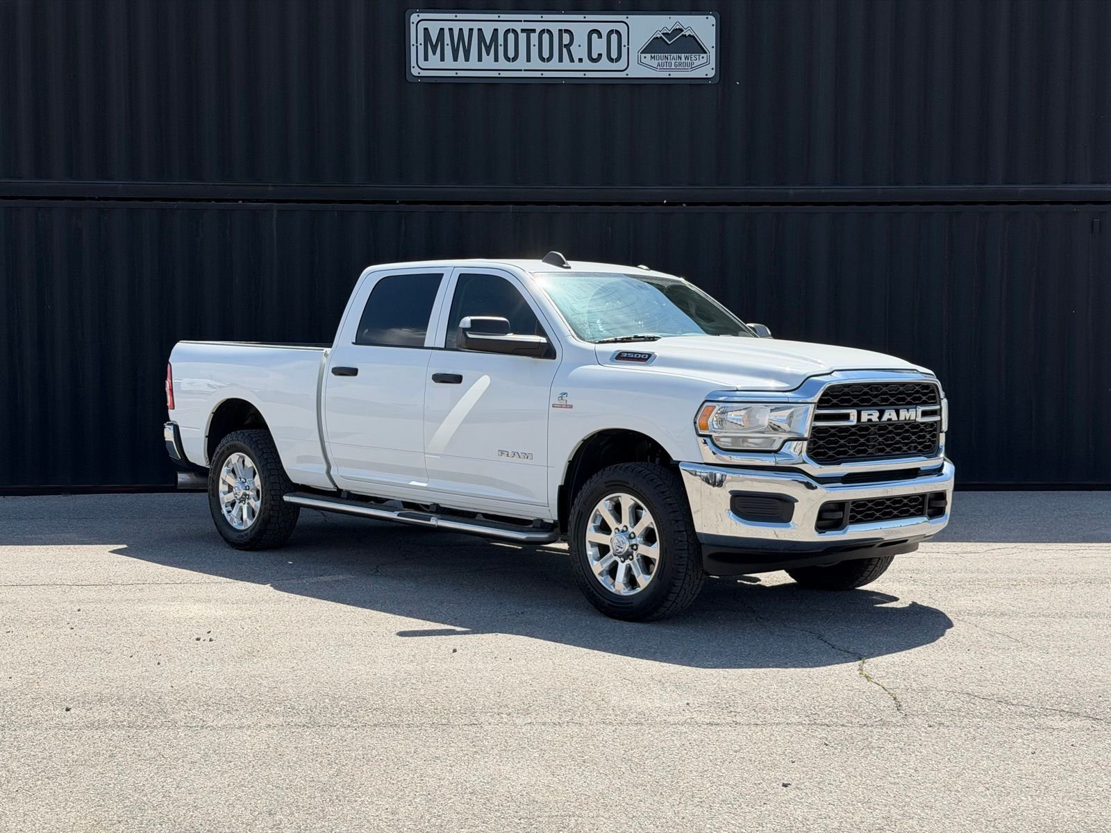 2019 RAM 3500 Tradesman 4X4 Crew Cab SWB's photo