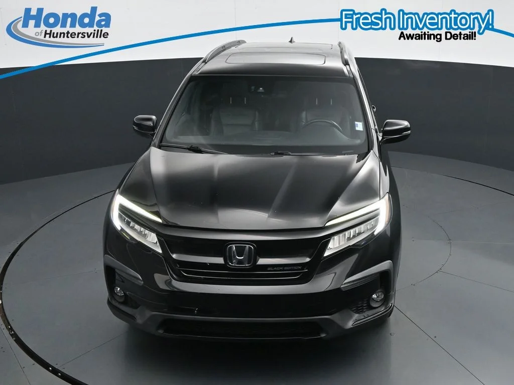 Used 2022 Crystal Black Pearl Honda Black Edition image 15