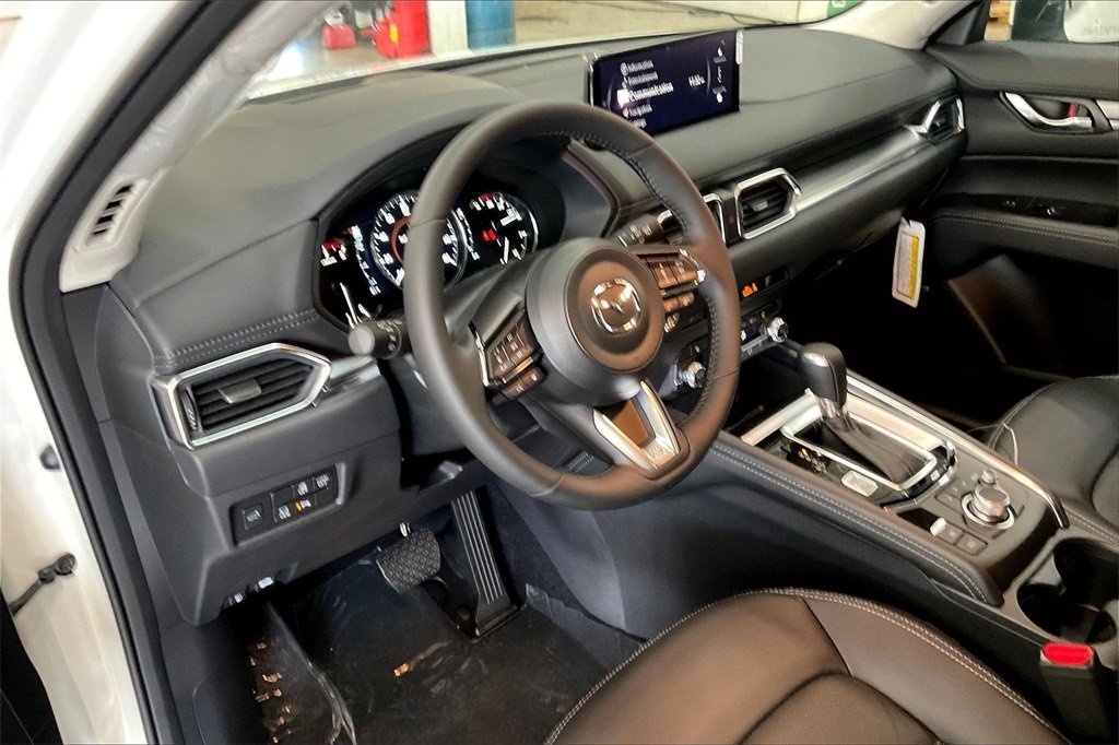 2025 MAZDA CX-5 - Image 7