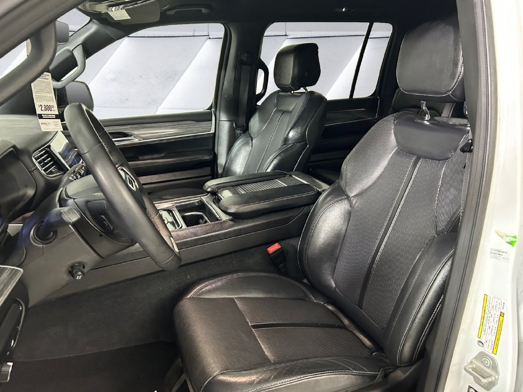 Used 2024 White Jeep Series II image 8