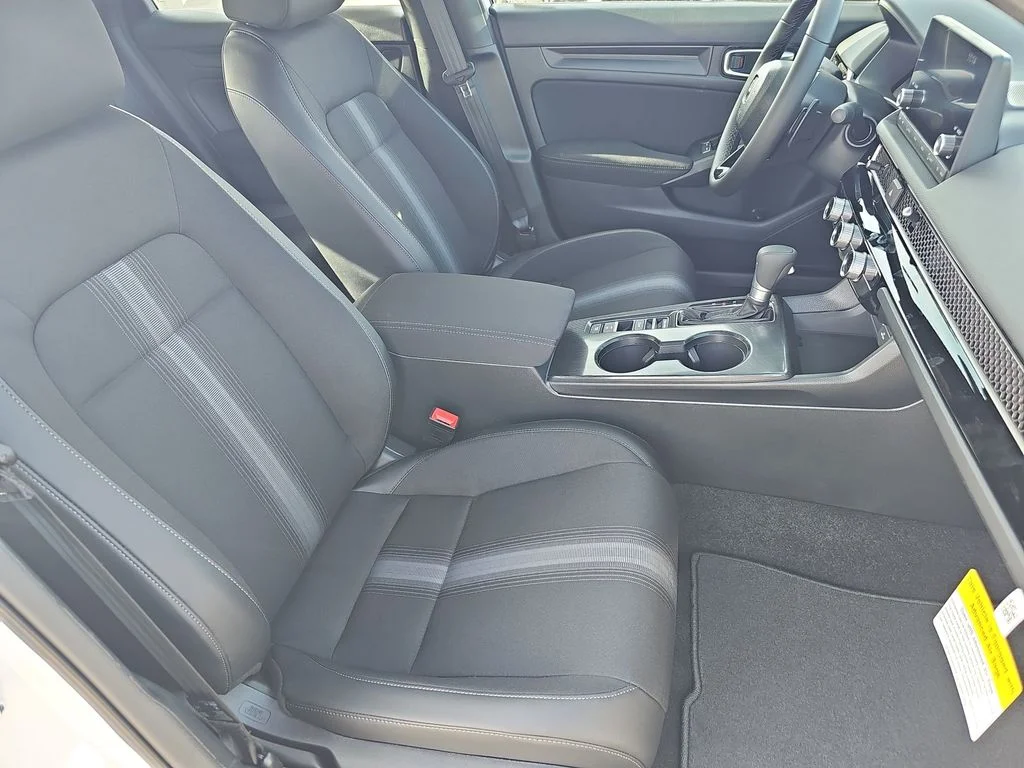 2026 Honda Civic Hatchback Sport - Photo 12