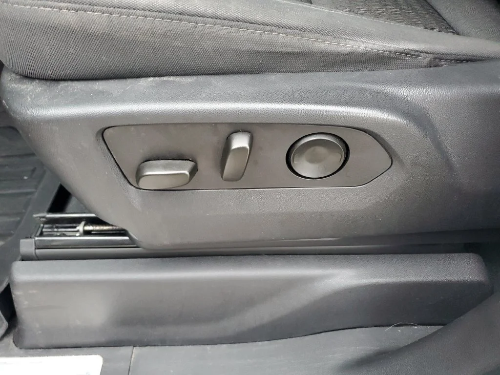 Used 2022 DARK ASH METALLIC Chevrolet LT image 15
