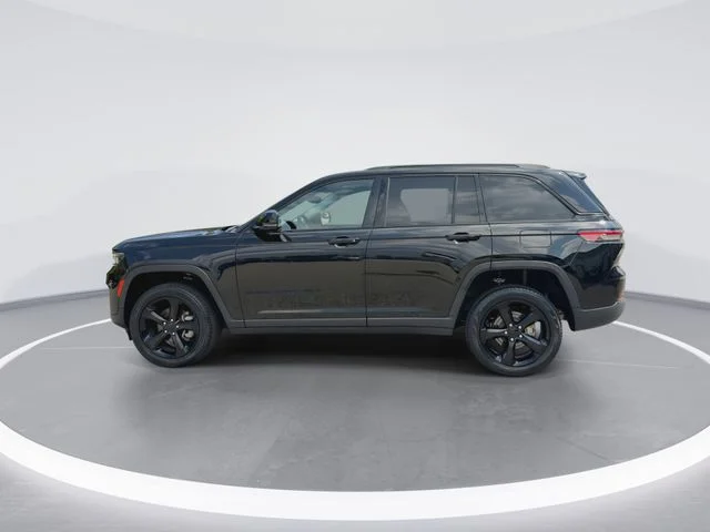 Used 2023 Black Jeep Limited image 5