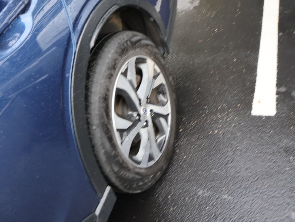 Used 2022 Blue Subaru Limited image 12