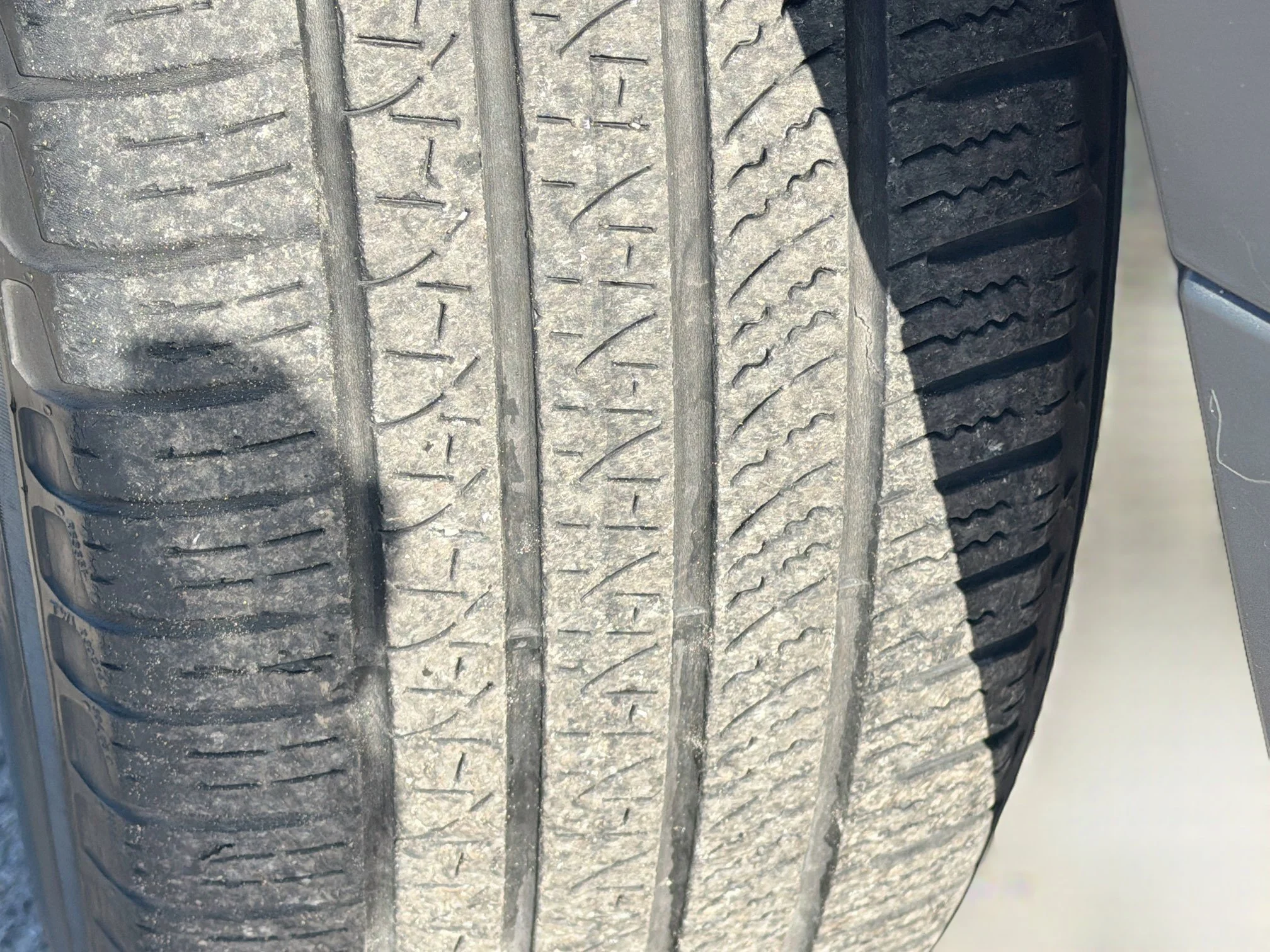Certified Used 2024 Fuji White Land Rover S image 40