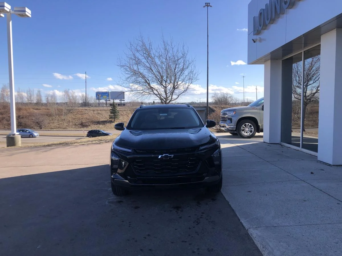 New 2026 Black Chevrolet FWD 4dr ACTIV image 3
