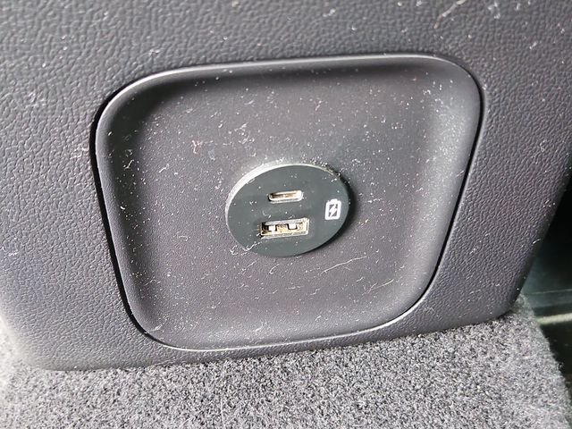 Used 2022 Blue Metallic Ford SEL image 15