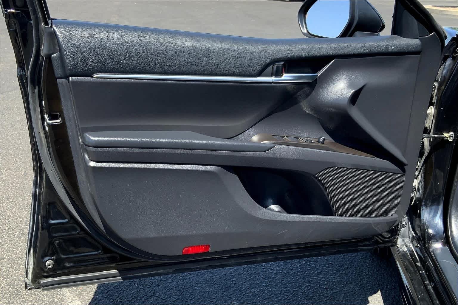 Used 2022 Midnight Black Metallic Toyota Hybrid Nightshade image 21