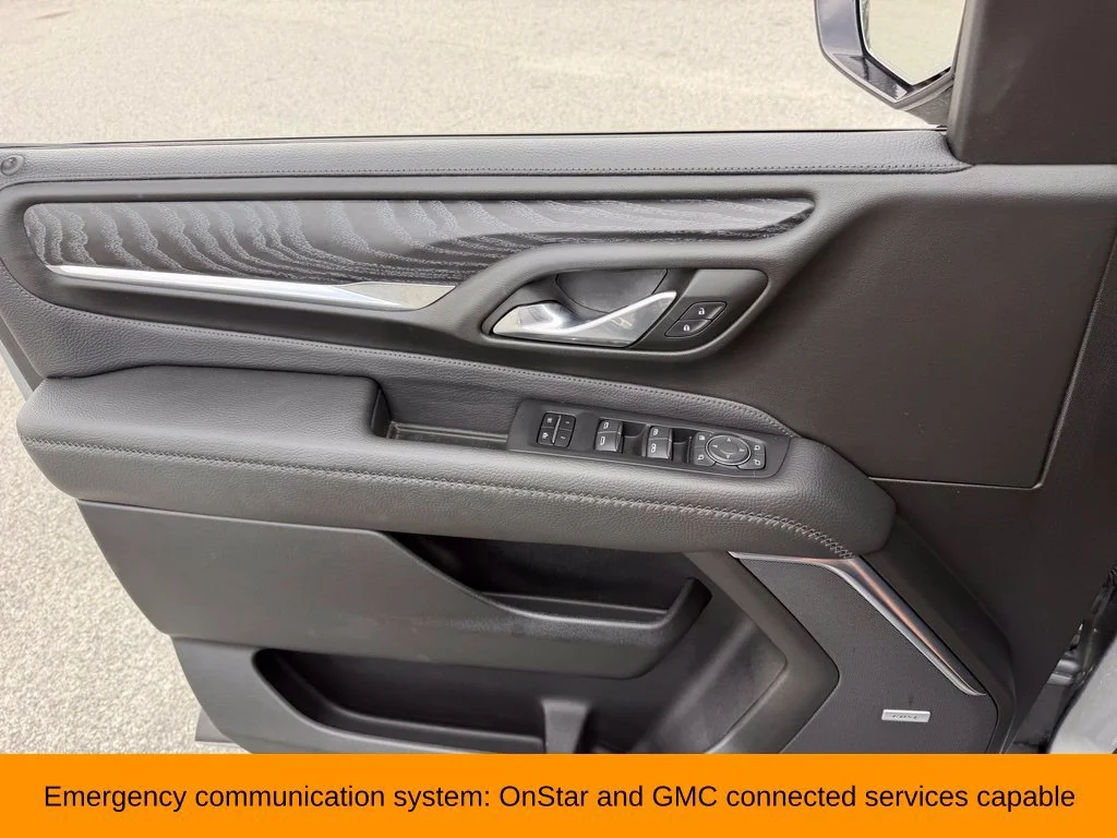 Used 2023 STERLING METALLIC GMC Denali image 21