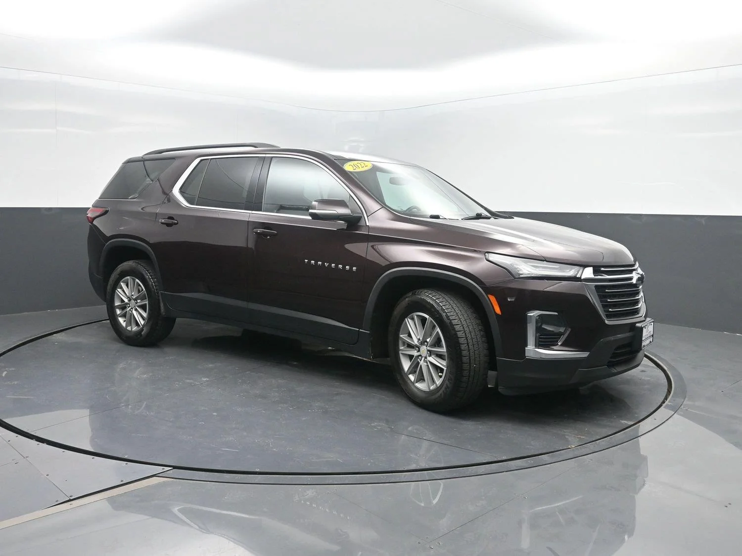 Used 2022 Black Cherry Metallic Chevrolet LT Leather image 4