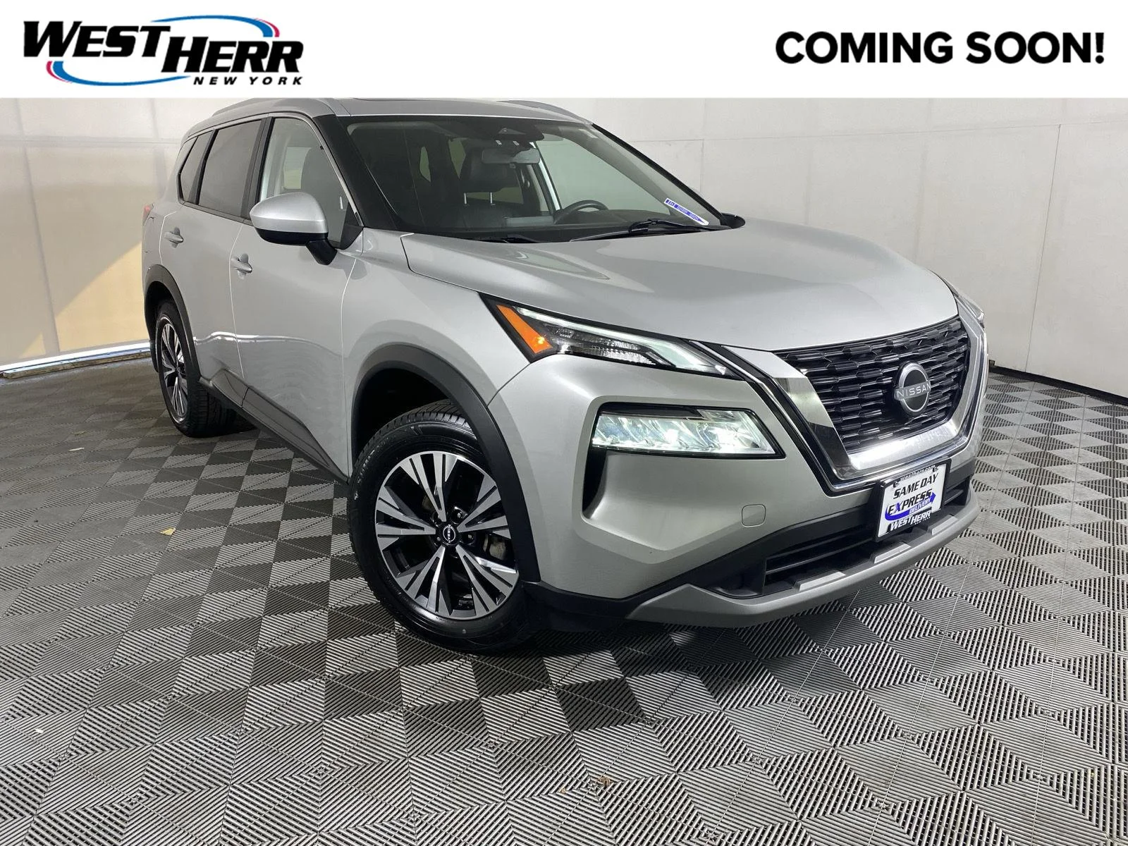 Used 2023 Brilliant Silver Metallic Nissan SV image 1