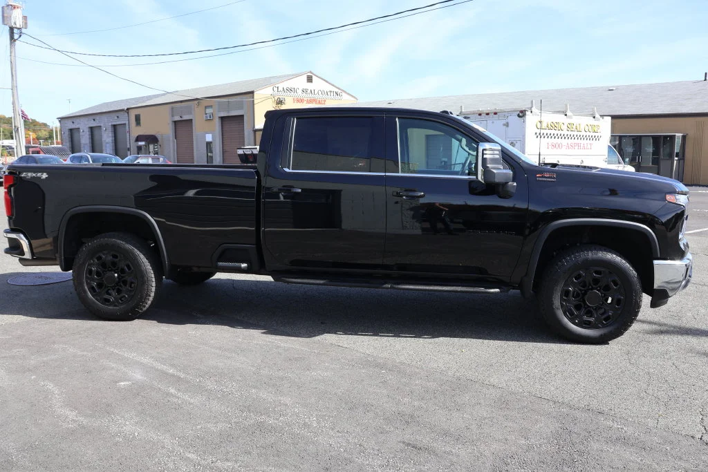 Used 2025 Black Chevrolet LTZ image 9