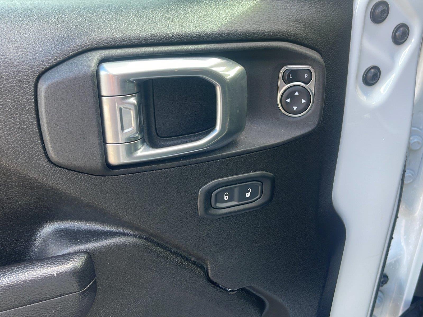 Used 2024 Bright White Clearcoat Jeep Sport S image 13