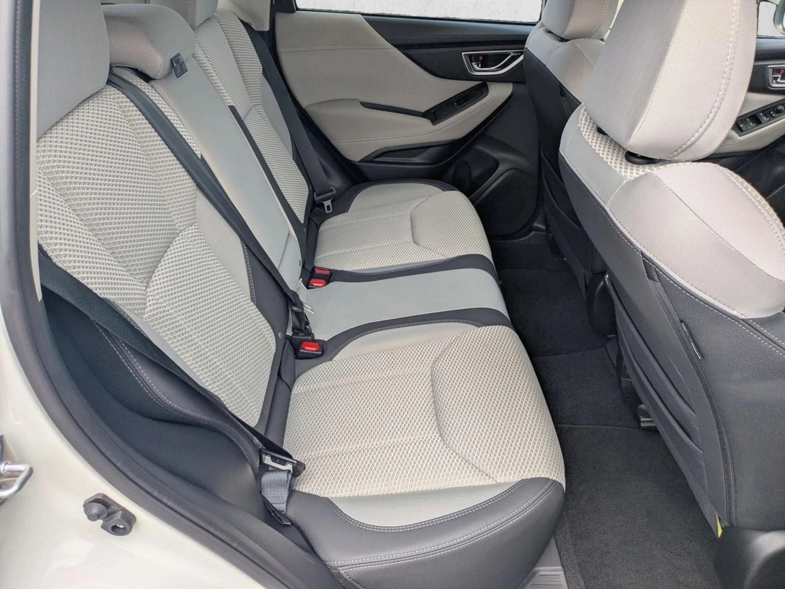 Used 2024 Crystal White Pearl Subaru Premium image 20