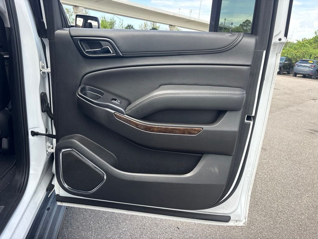 Used 2020 White Chevrolet LT image 16