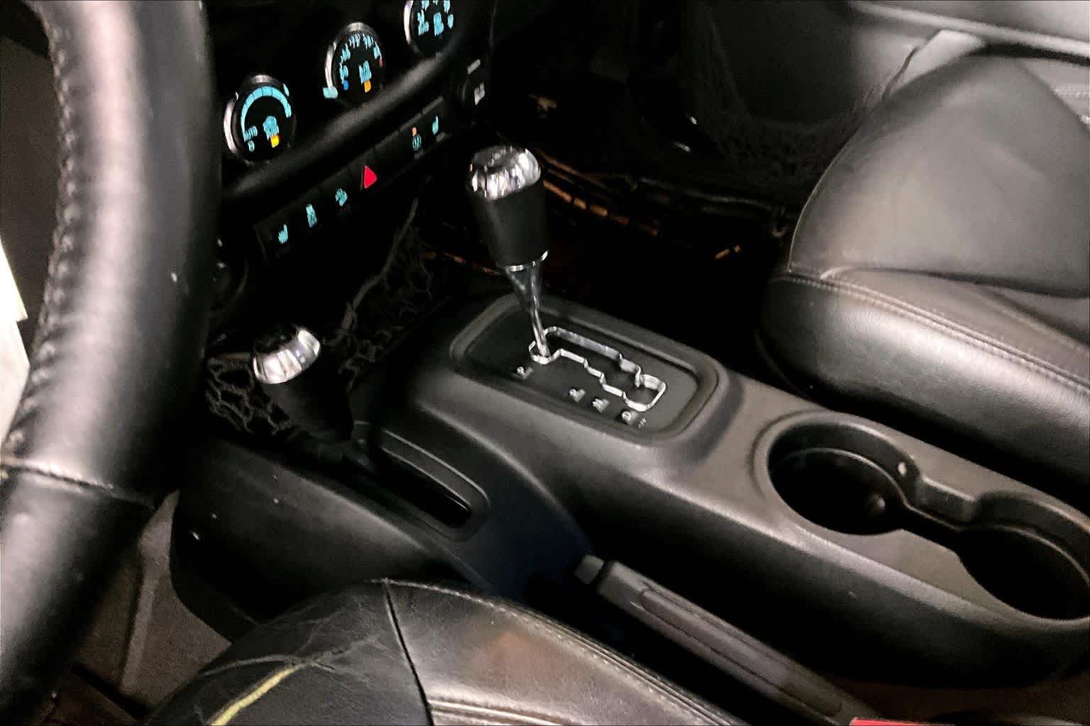 Used 2014 Black Clearcoat Jeep Altitude image 15