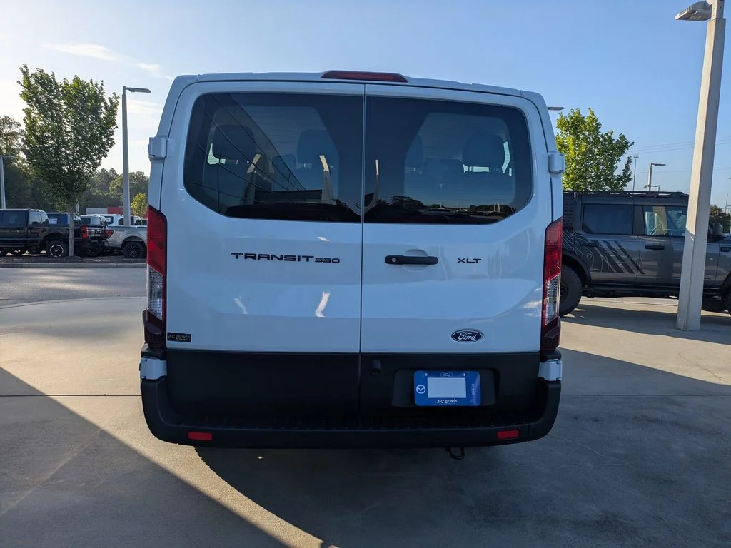 New 2026 Oxford White Ford XLT image 5