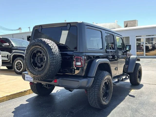 Used 2019 Black Jeep Unlimited Rubicon image 11