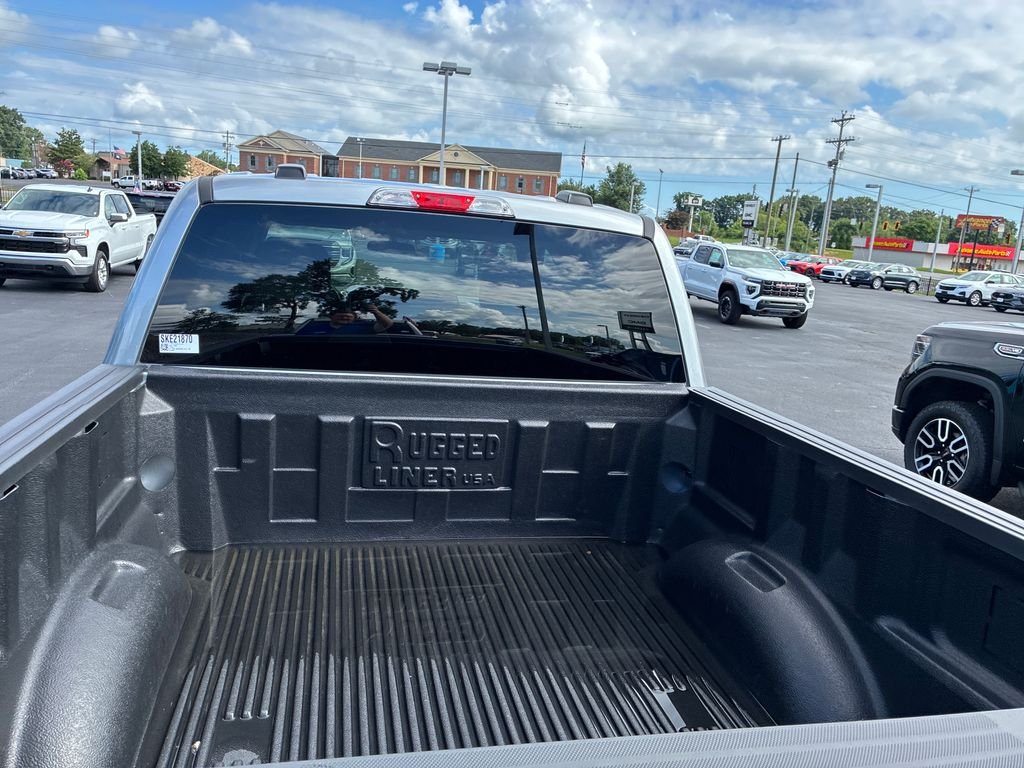 Used 2025 Silver Ford XLT image 10