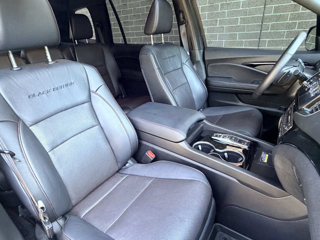 Used 2025 Crystal Black Pearl Honda Black Edition image 18