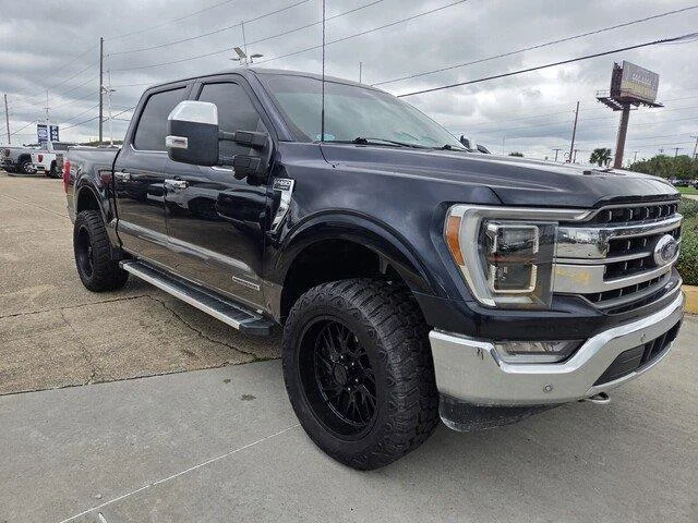 Used 2022 Antimatter Blue Metallic Ford LARIAT image 7