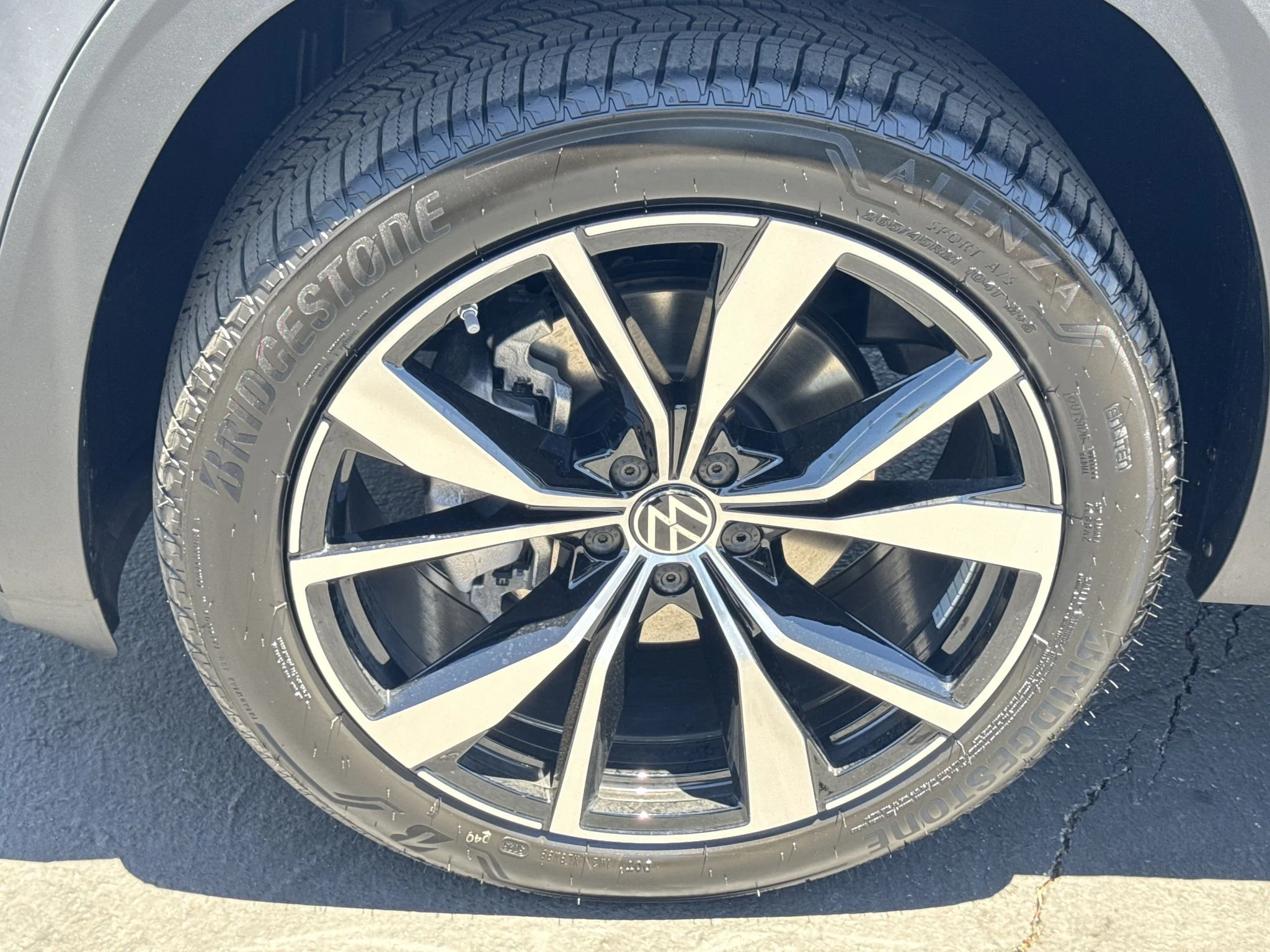 New 2026 Pure Gray Volkswagen 2.0T SEL Premium R-Line image 11