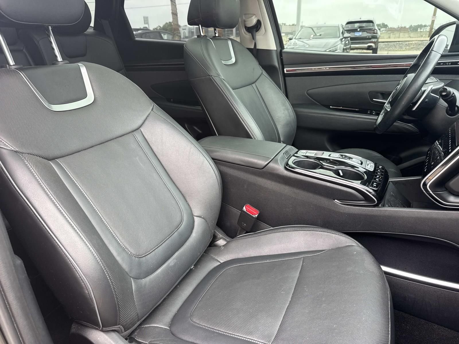 Used 2022 Black Hyundai Limited image 11