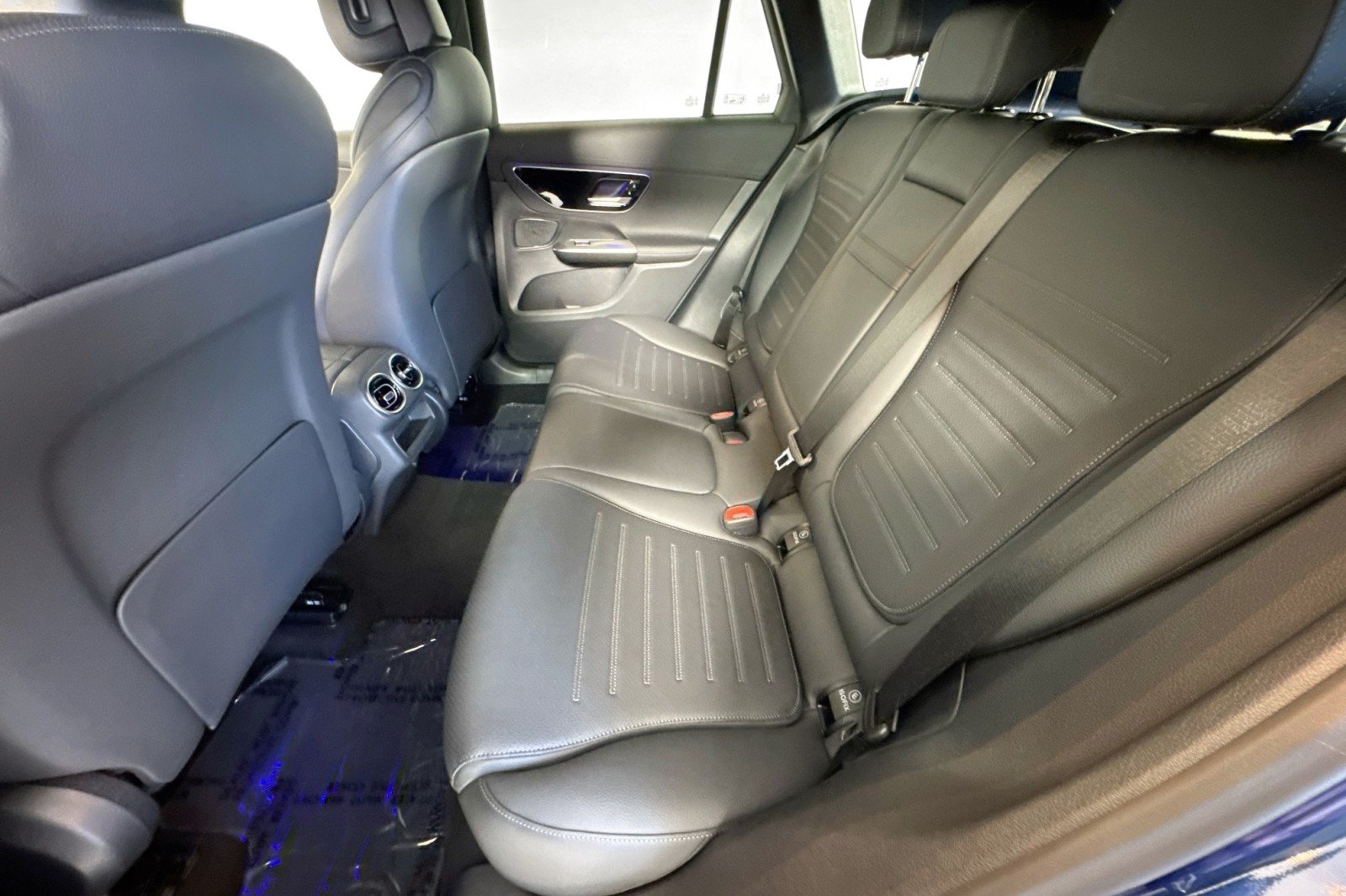 Certified Used 2026 Starling Blue Metallic Mercedes-Benz GLC 300 4MATIC® SUV image 21