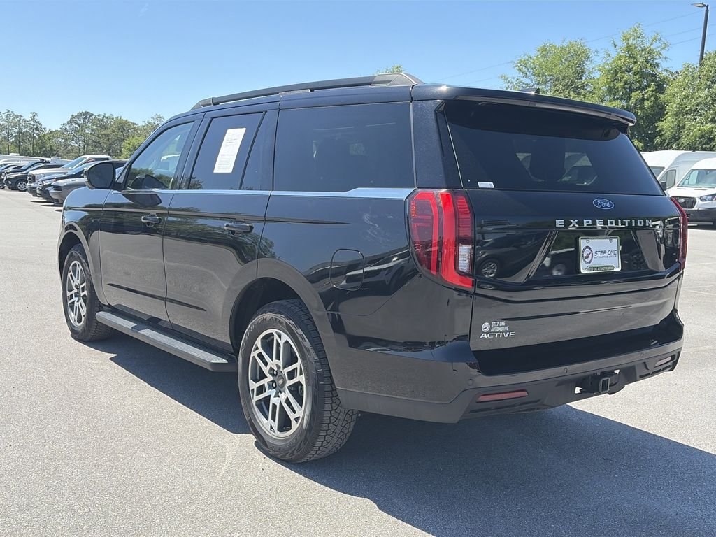 Used 2025 Black Ford Active image 5