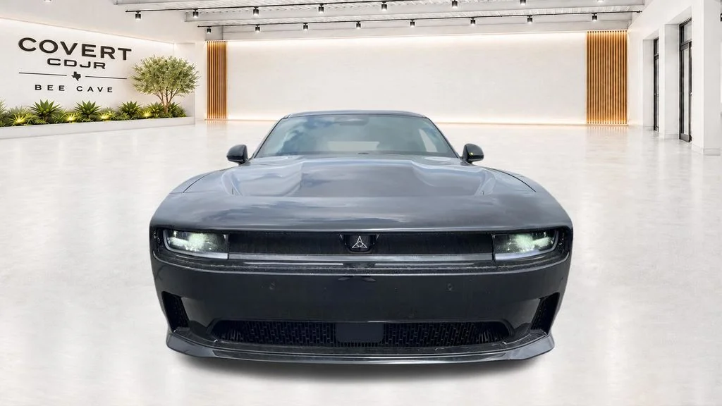New 2025 Diamond Black Crystal Pearlcoat Dodge R/T image 5